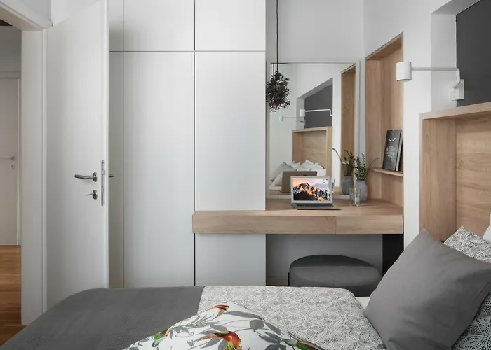 Maruna House *