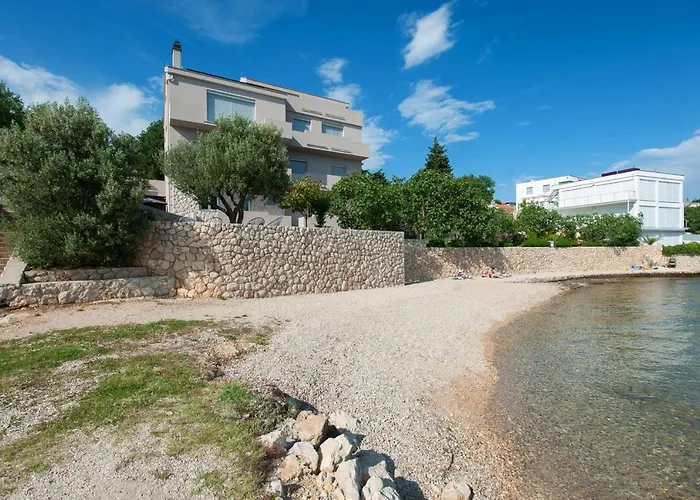 Апартаменты Maruna House