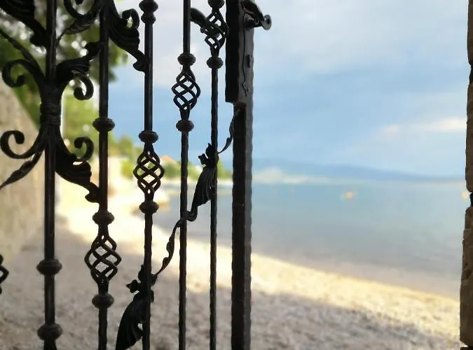 Maruna House דירה